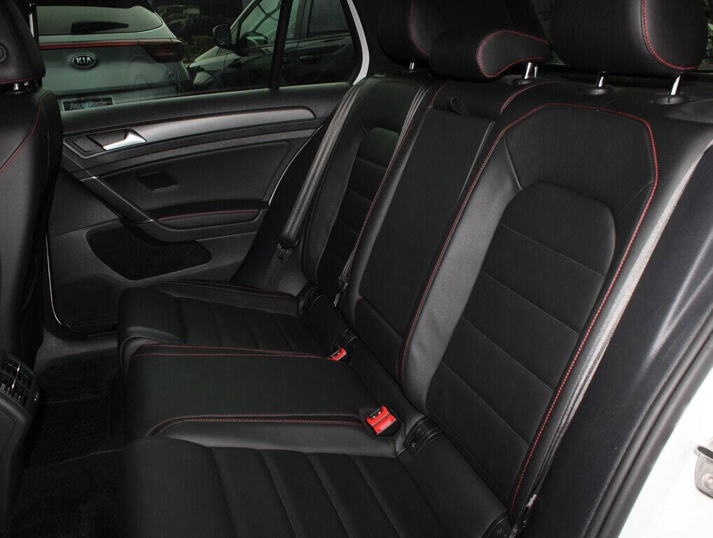 2019 VOLKSWAGEN Golf GTI Hatchback - $28,665
