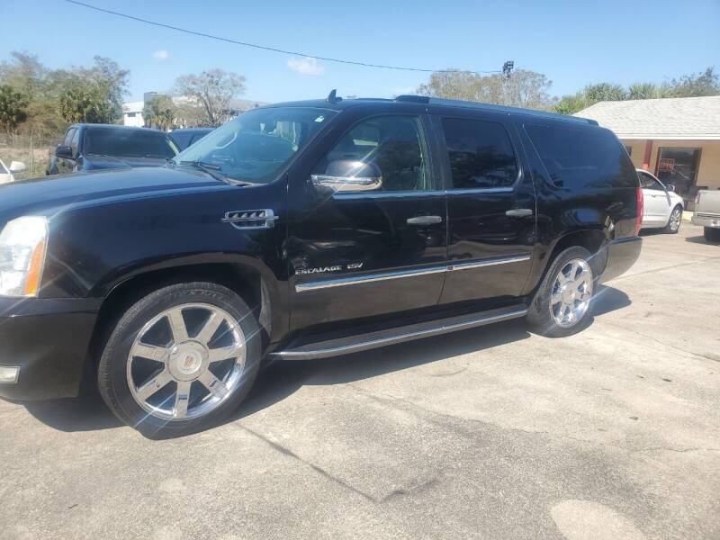 2013 Cadillac Escalade ESV for sale at FAMILY AUTO BROKERS in Longwood FL