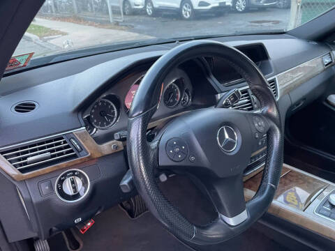 2011 Mercedes-Benz E-Class