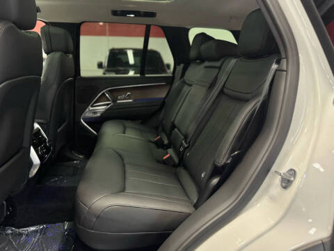 2023 Land Rover Range Rover P400 SE