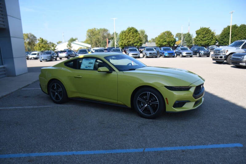 2025 Ford Mustang EcoBoost