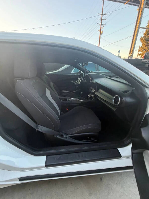 2018 Chevrolet Camaro LS