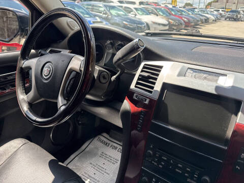 2012 Cadillac Escalade Luxury