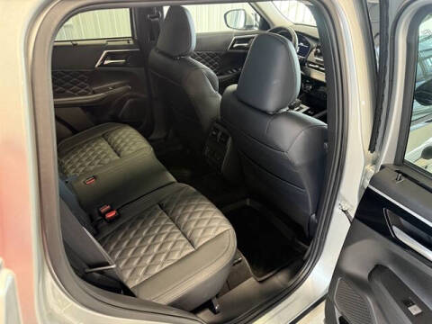 2025 Mitsubishi Outlander PHEV SEL