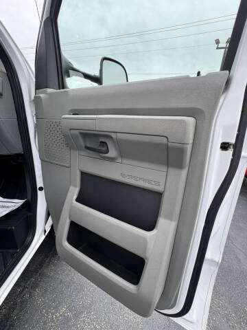 2021 Ford E-Series