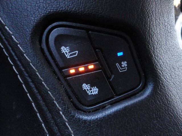 2017 GMC Yukon XL SLT