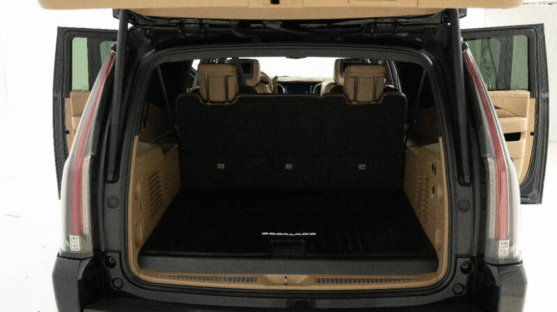 2019 Cadillac Escalade ESV Platinum