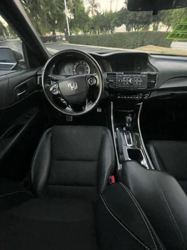 2017 Honda Accord Sport