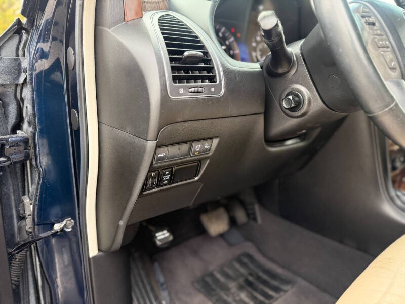 2017 Nissan Armada Platinum