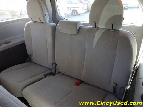 2016 Toyota Sienna LE 8-Passenger