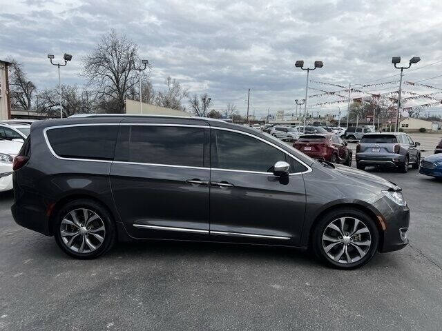 2017 Chrysler Pacifica Limited