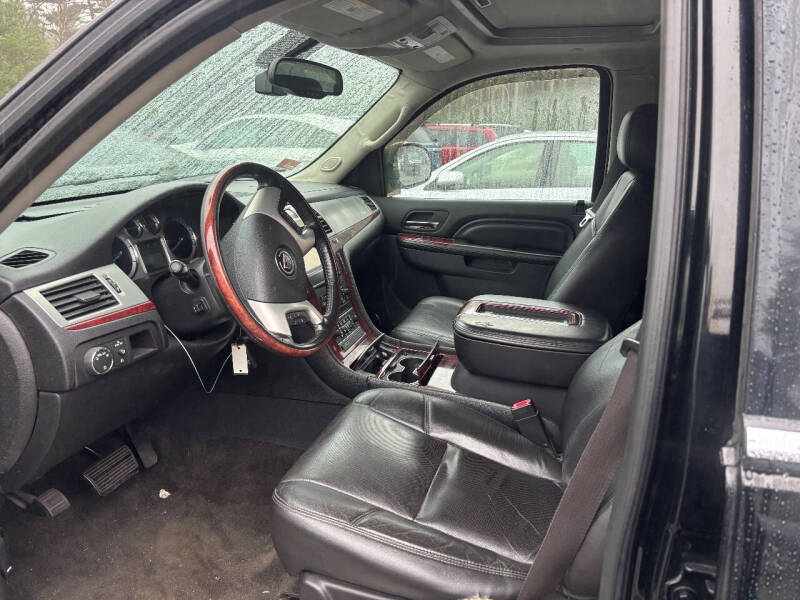 2012 Cadillac Escalade Luxury