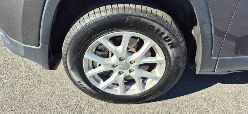 2018 Jeep Cherokee Latitude Plus