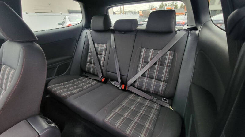 2013 Volkswagen GTI Autobahn PZEV