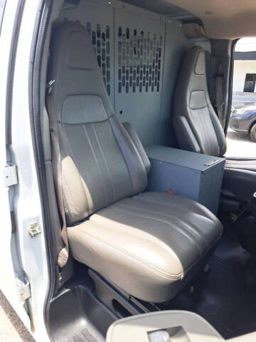 2017 Chevrolet Express 2500