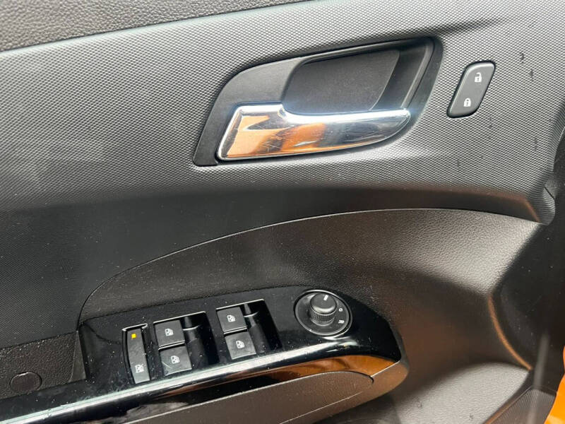 2017 Chevrolet Sonic Premier Auto