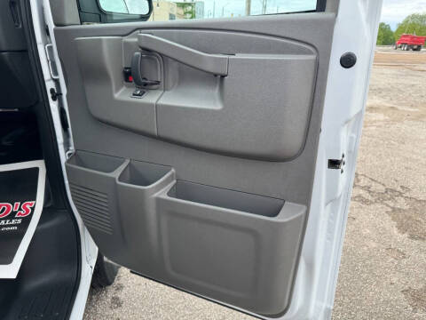 2024 Chevrolet Express 3500