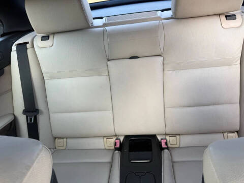 2012 BMW 3 Series 328i