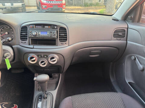2010 Hyundai Accent GS
