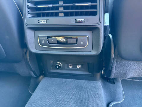 2019 Audi Q8 quattro Premium 55 TFSI