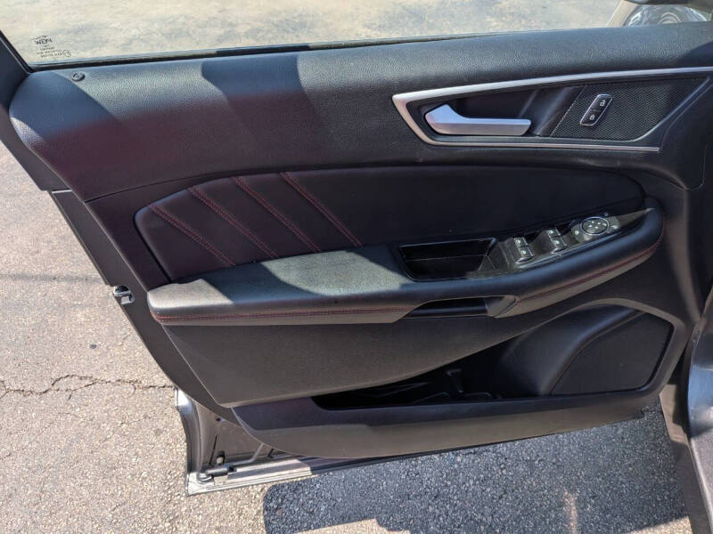 2020 Ford Edge ST Line