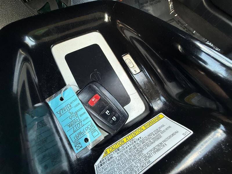 2017 Toyota Prius Three Touring