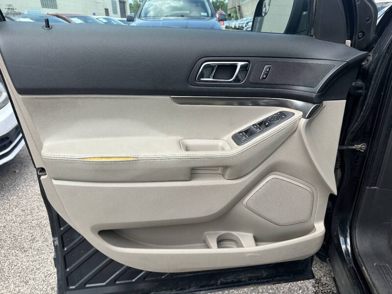 2014 Ford Explorer