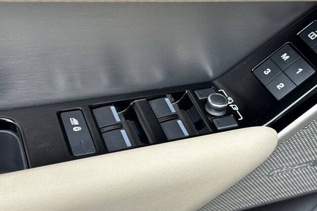 2023 Land Rover Range Rover Velar P250 R-Dynamic S