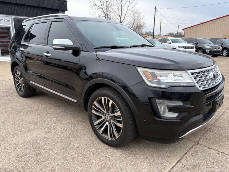 2017 Ford Explorer Platinum