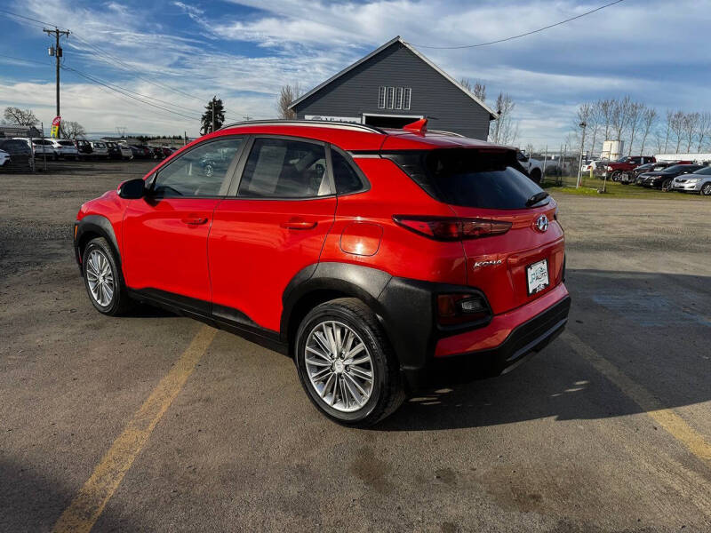 2020 Hyundai Kona SEL Plus