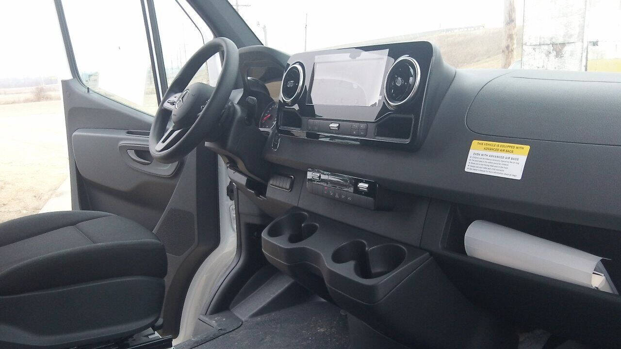 2019 Mercedes-Benz Sprinter Cab Chassis