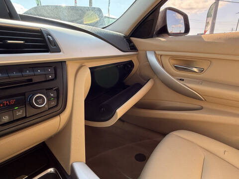 2015 BMW 3 Series 320i xDrive