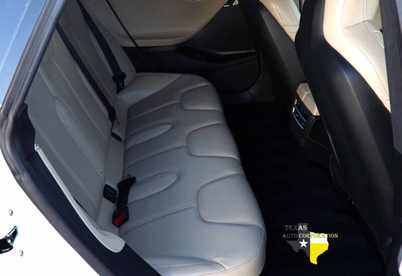 2016 Tesla Model S 90D