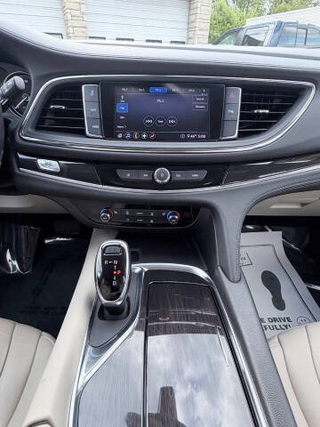 2021 Buick Enclave Essence