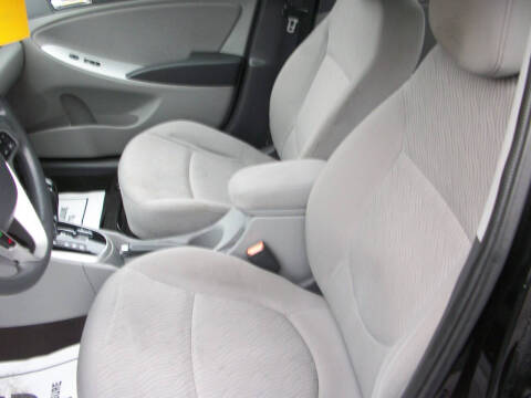 2014 Hyundai Accent GLS