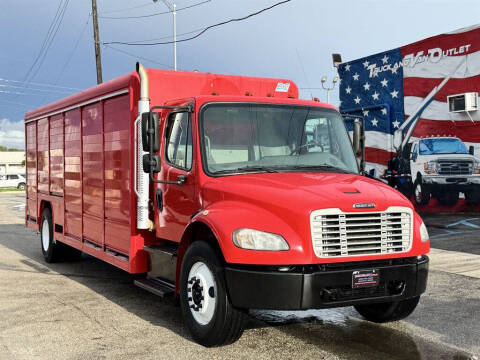 2017 Freightliner M2 106