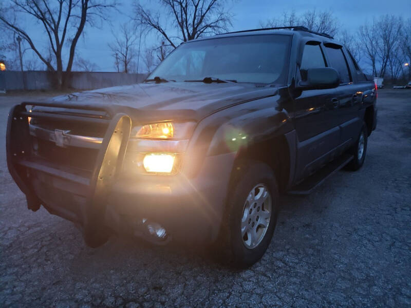 2003 Chevrolet Avalanche for sale at Flex Auto Sales inc in Cleveland OH