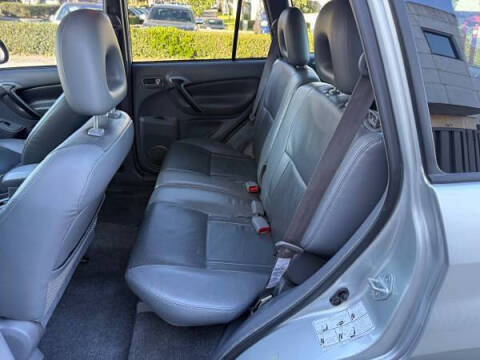 2002 Toyota RAV4