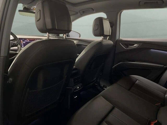 2024 Audi Q4 e-tron quattro Premium 55