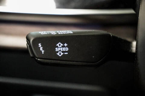 2021 Audi Q8 quattro Premium Plus 55 TFSI