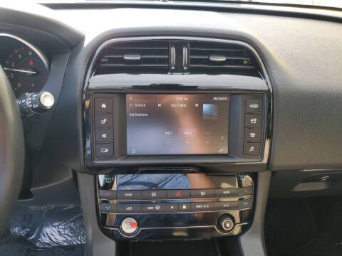 2018 Jaguar F-PACE 25t Premium