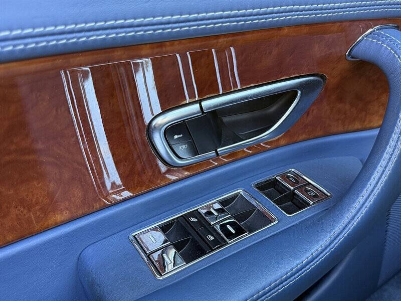 2007 Bentley Continental 36