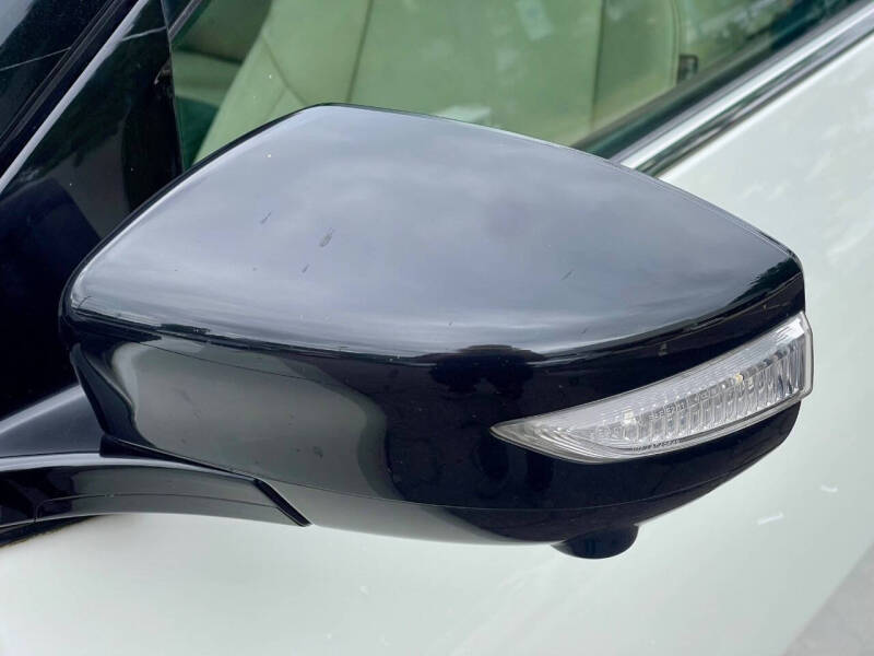 2017 Nissan Maxima Platinum