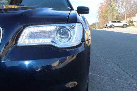 2017 Chrysler 300 Limited