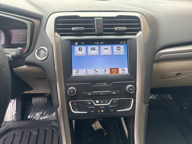 2019 Ford Fusion Hybrid SE