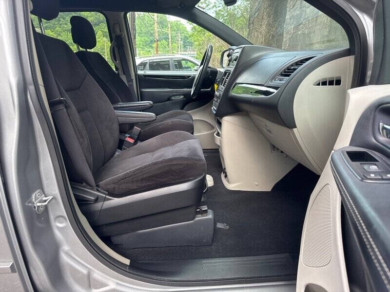 2014 Dodge Grand Caravan SE 30th Anniversary