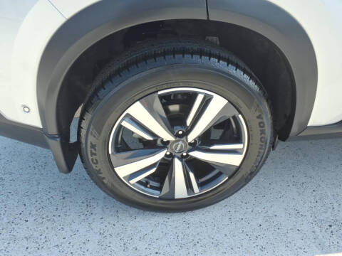 2022 Nissan Rogue SL