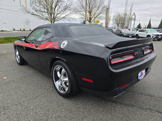 2015 Dodge Challenger R/T Plus