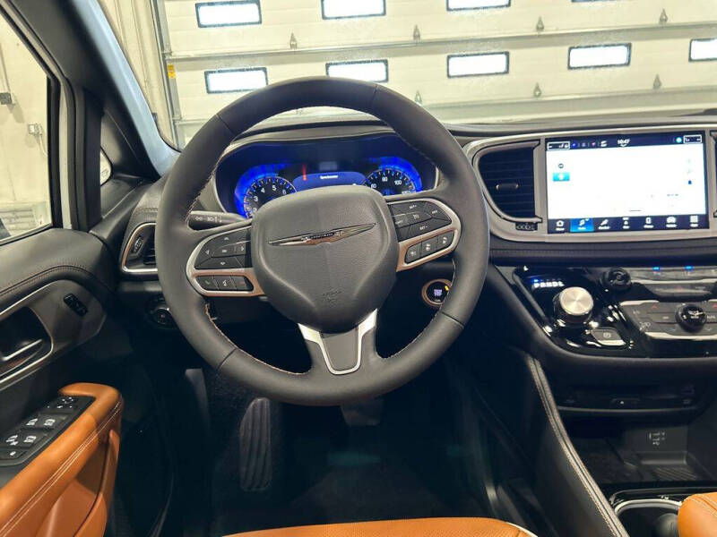 2026 Chrysler Pacifica Pinnacle