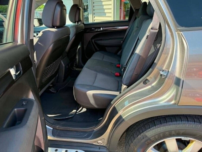 2013 Kia Sorento LX